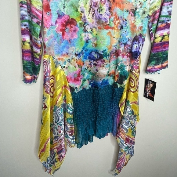 DIVINE collision 3/4 sleeve multi color fabric blouse - Picture 9 of 9